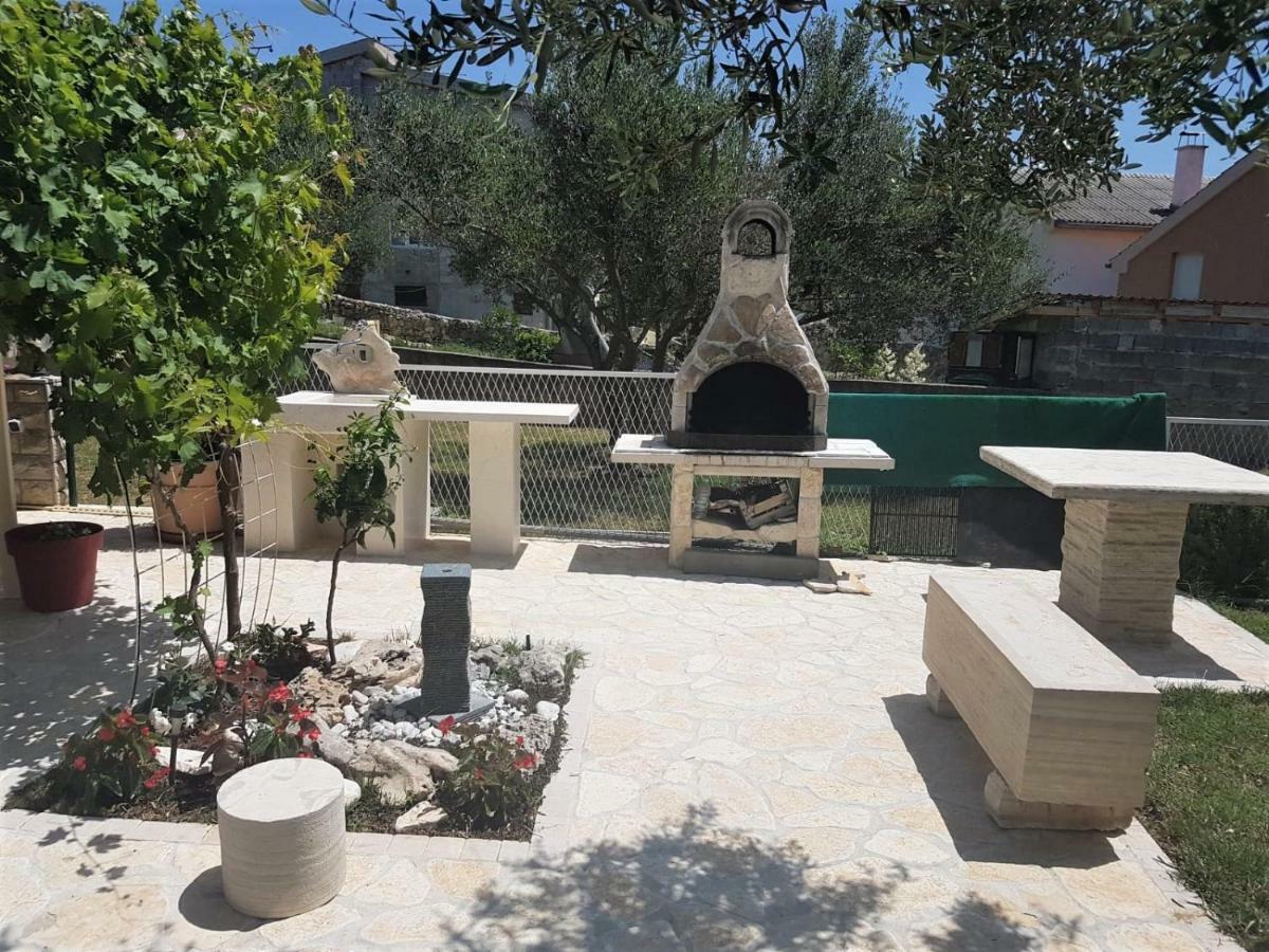 Apartment Maslenica, Near Zadar Dış mekan fotoğraf